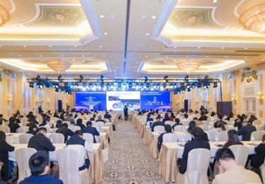“AIE未来视听领袖峰会”在澳门举办，聚焦AI+AR新范式