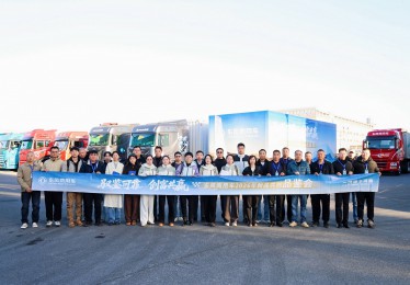 驭鉴可靠 创富共赢 | 东风商用车新品共创襄阳启幕，书写可靠新篇章