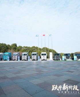 油电双驱！北京重卡多款全新产品亮相2026合作伙伴大会