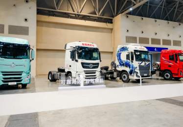 传统能源卡车如何进阶？ 东风商用车解锁产品增长新逻辑