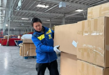 德邦快递的长期主义：从装卸台到雪山之巅的坚守力量