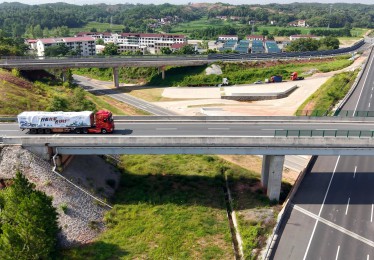 开着龙擎去挣钱！东风天龙新嵘耀卡友徐州至云浮4天运营全纪实活动圆满收官