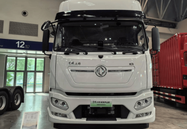 8×4纯电载货车有什么选择？看看东风商用车新“兄弟”