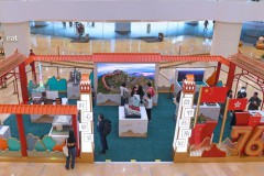 香港举办微型艺术展迎接国庆